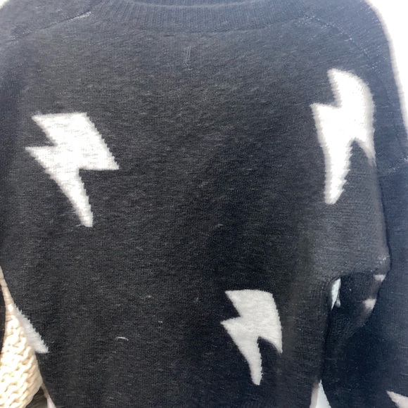 Lightning Bolt Sweater - Picture 3 of 4